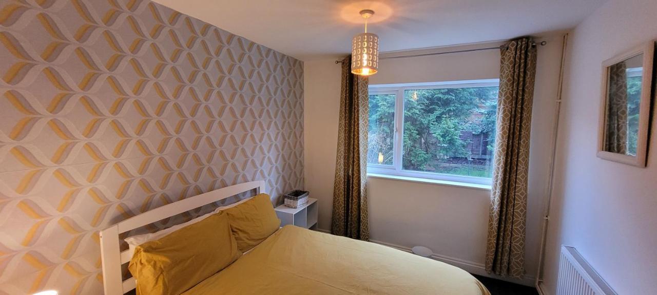 The Hillside Apartment - King'S Norton Birmingham Eksteriør billede